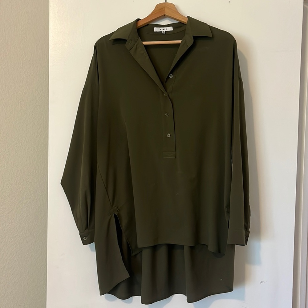 Green collard long back blouse